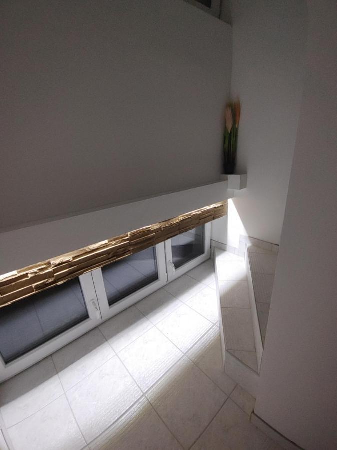 Fiesta Apartman Miskolc Exteriör bild