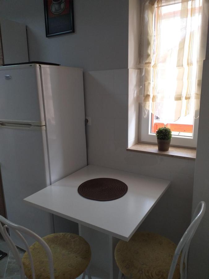 Fiesta Apartman Miskolc Exteriör bild